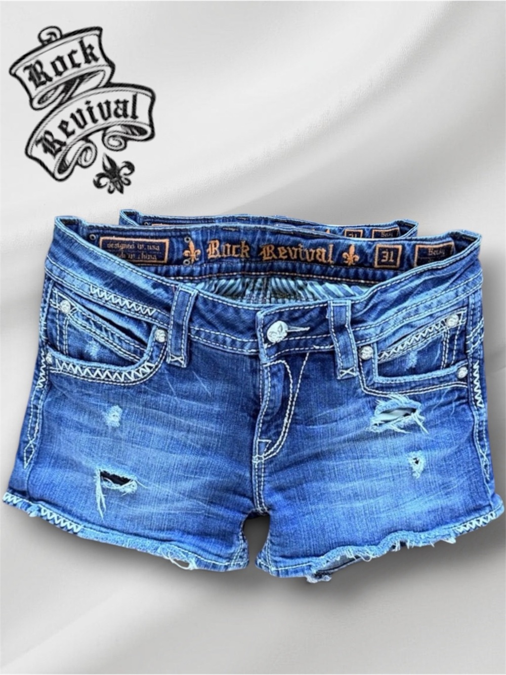 Rock Revival Becky Distressed Frayed Women’s Jean Women's Shorts Size 31